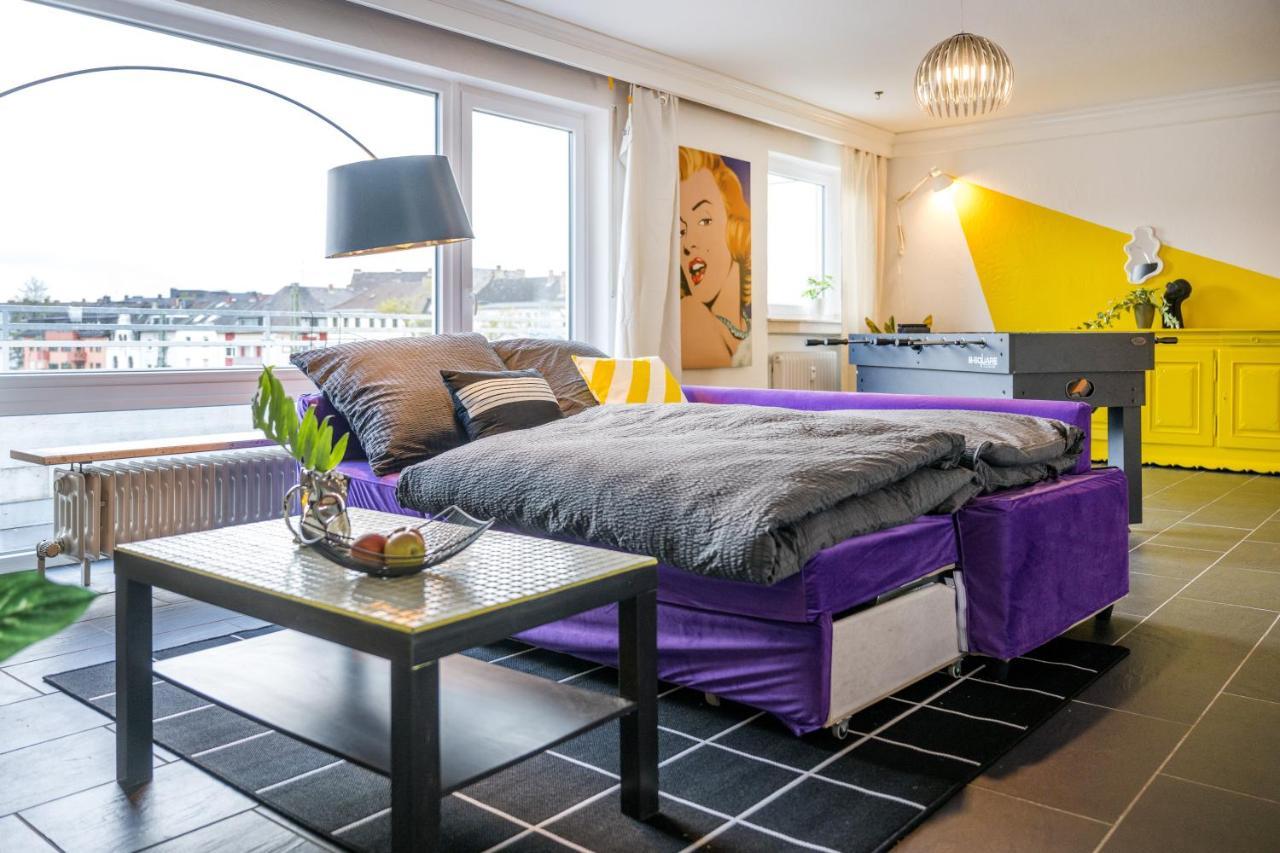 Pop Art Loft Ueber Den Daechern Von Koblenz Coblence Extérieur photo