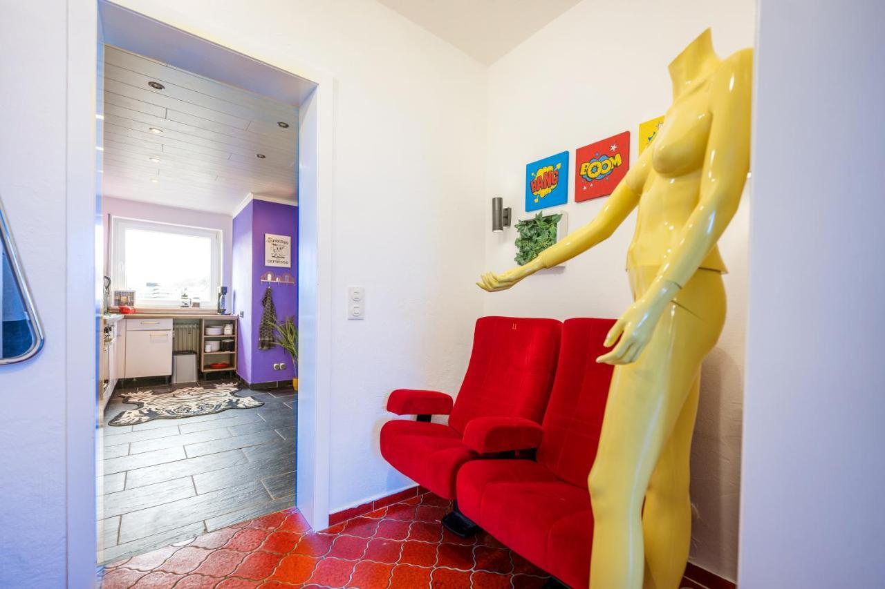 Pop Art Loft Ueber Den Daechern Von Koblenz Coblence Extérieur photo